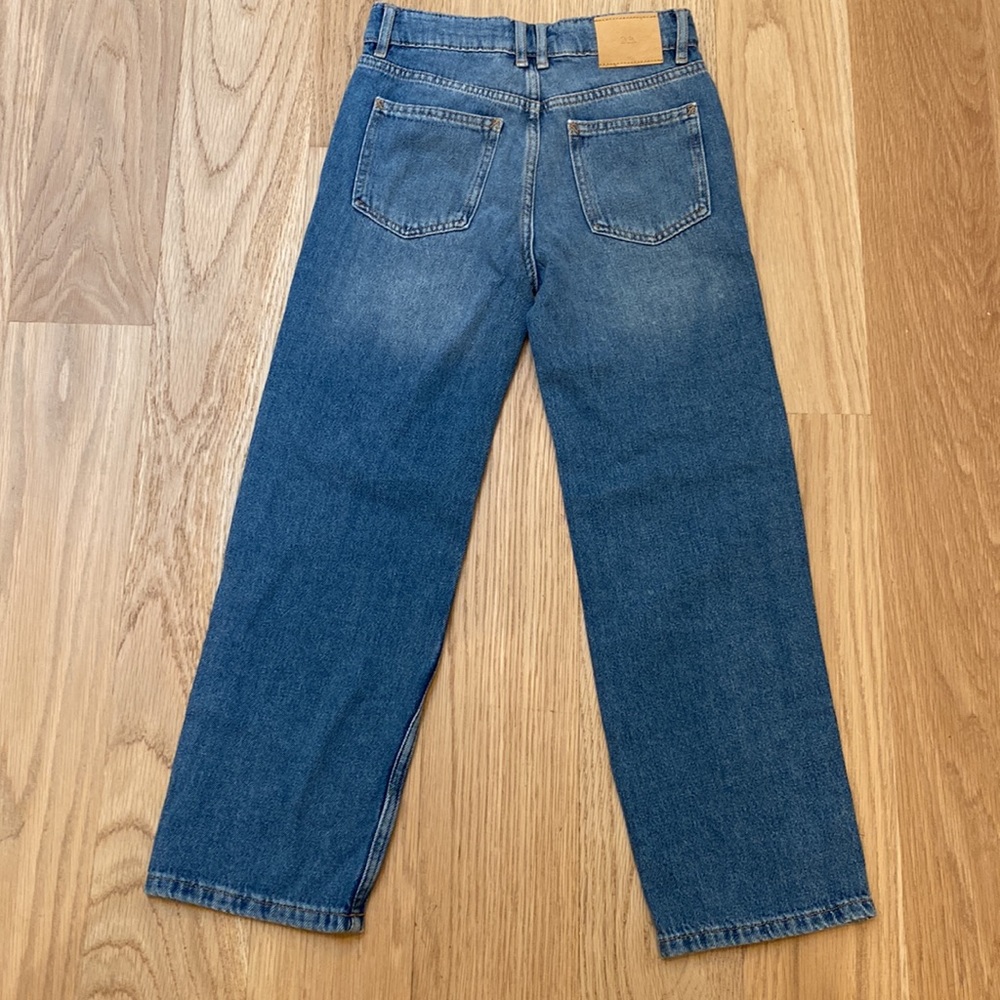 Zara straight fit jeans, size 10, blue. - Picture 2 of 2